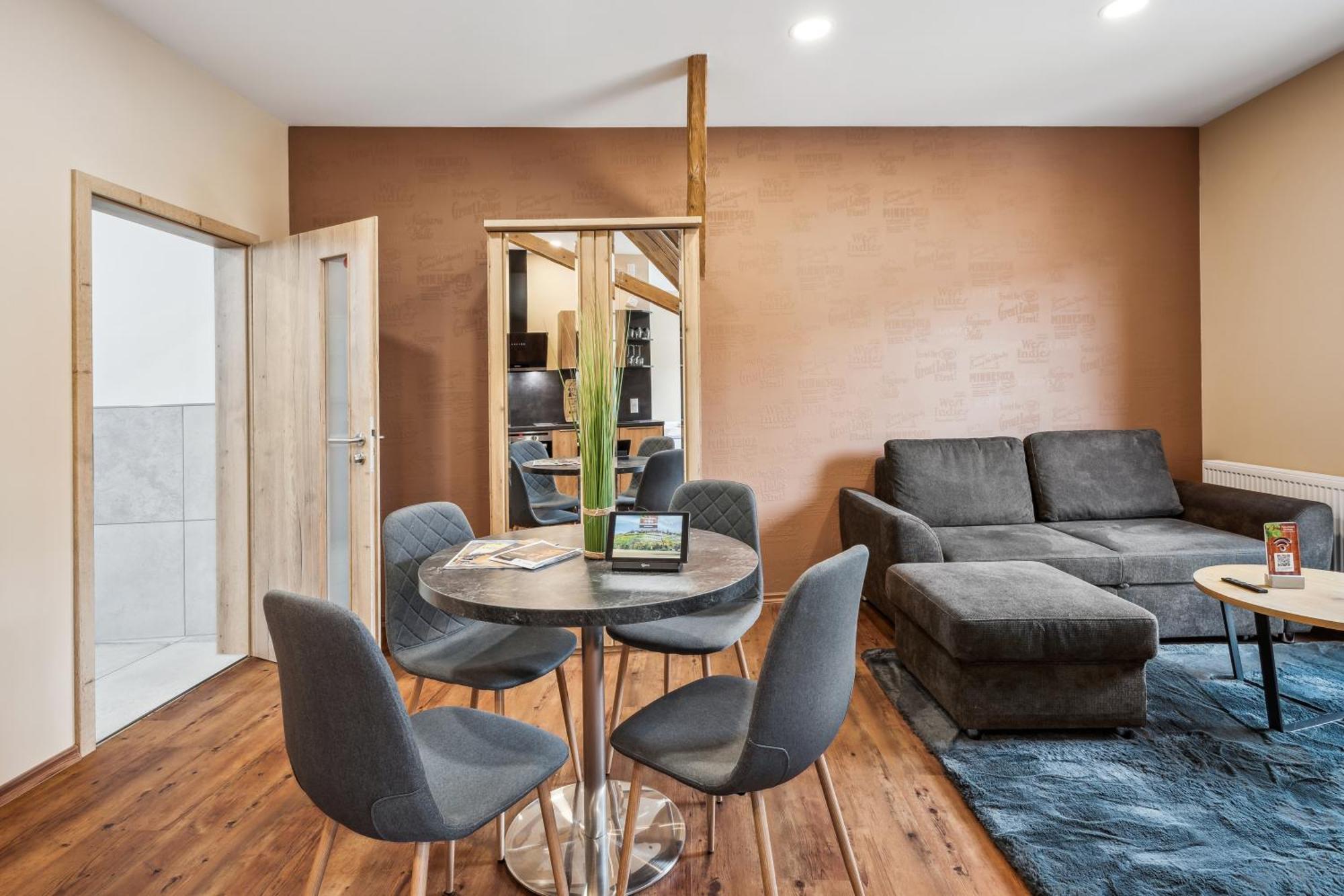 Apartmenthaus Schlag Naumburg  Esterno foto
